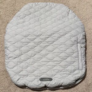 JJ Cole Bundleme Quilted Gray Car Seat Cover